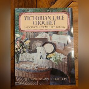 Vintage 1989 Victorian Lace Crochet Pattern Book